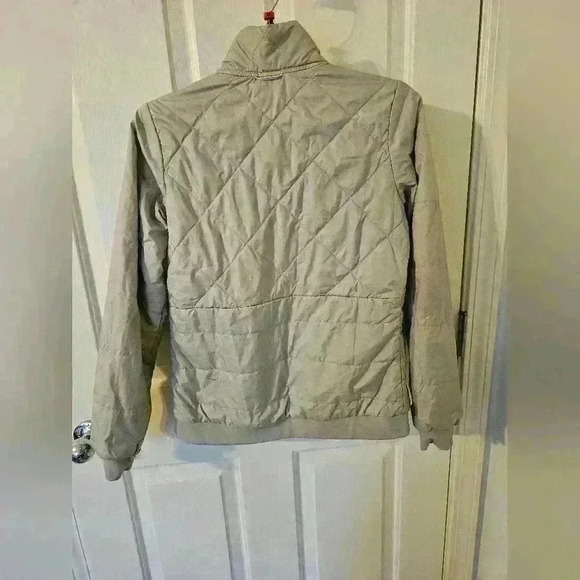 The North Face Light Weight Quilt Puffer Jacket Light Crème Womens Size XS - Picture 5 of 7